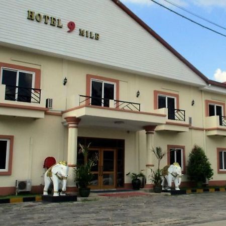 Hotel 9 Mile Yangon Exterior foto