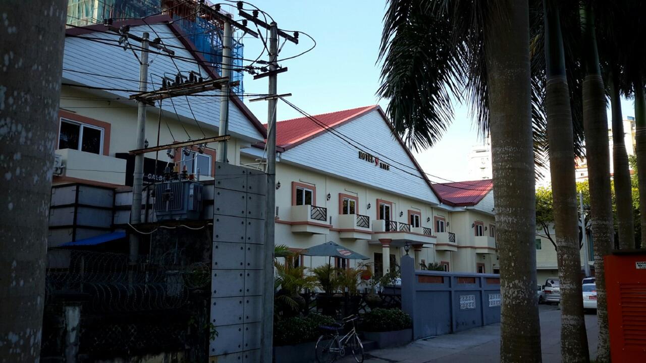 Hotel 9 Mile Yangon Exterior foto