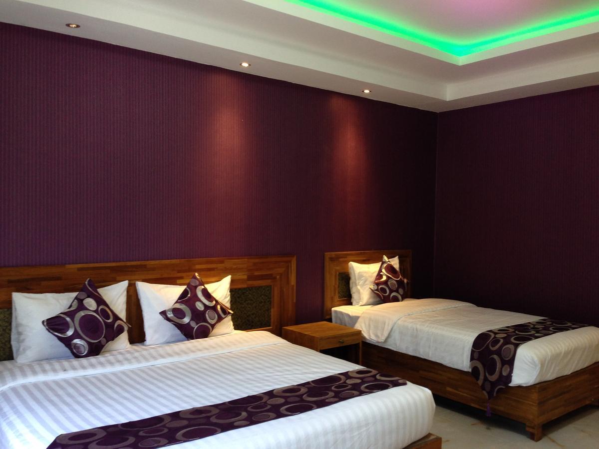 Hotel 9 Mile Yangon Exterior foto