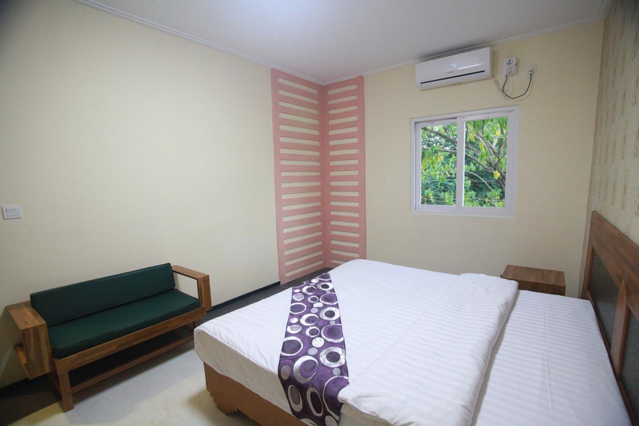 Hotel 9 Mile Yangon Exterior foto